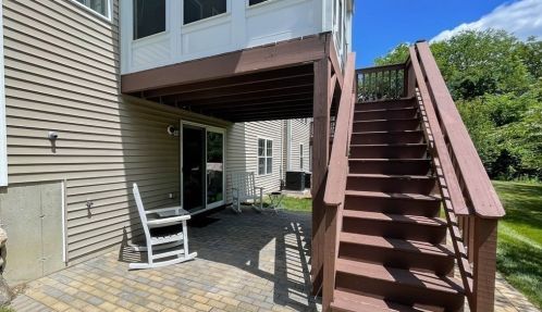 14 Heather Ln, Stow MA  01775-1256 exterior