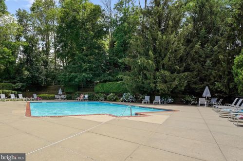 21 Ashley Ct, Glen Mills PA  19342-2007 exterior