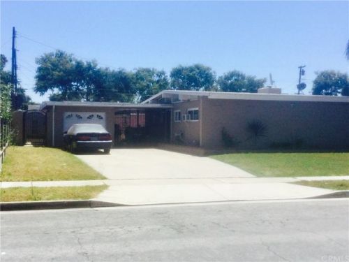 506 Rosslynn Ave, Fullerton, CA 92832-2726