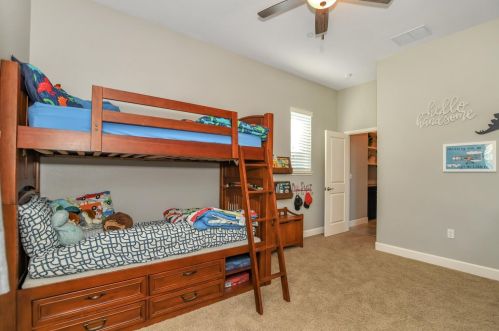 1870 Woodward Ave, Manteca CA  95337-8907 exterior