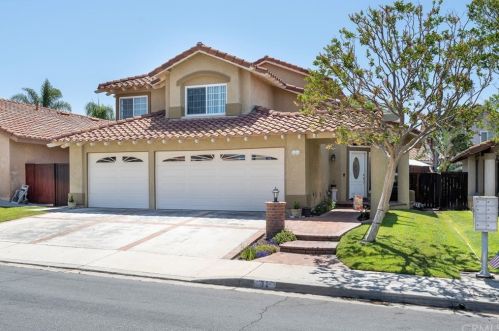 32 Sarracenia, Trabuco Canyon, CA 92688-5402
