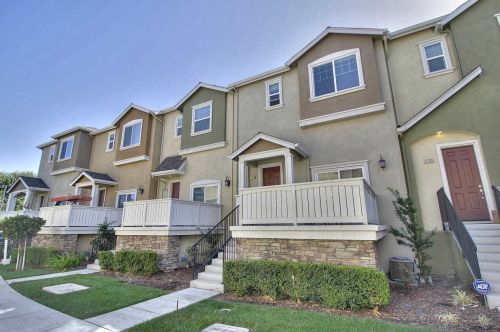 2725 Lavender Ter, San Jose, CA 95111-2161