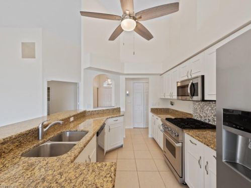 917 Belville Blvd, Naples FL  34104-6566 exterior