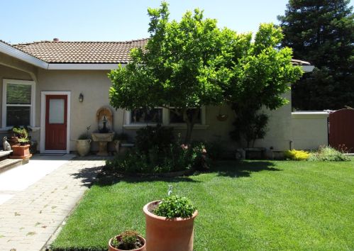 935 Union Rd, Hollister CA  95023-9117 exterior