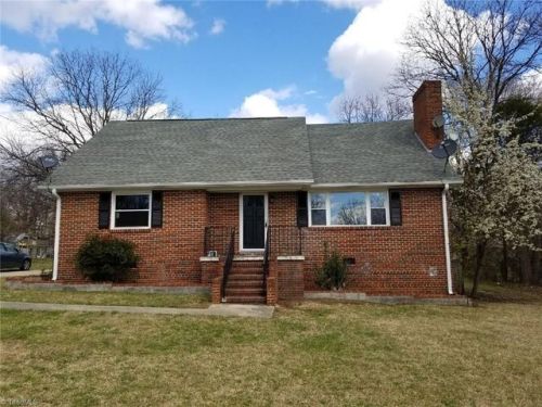 1731 Mcknight Mill Rd, Greensboro, NC 27405-3872