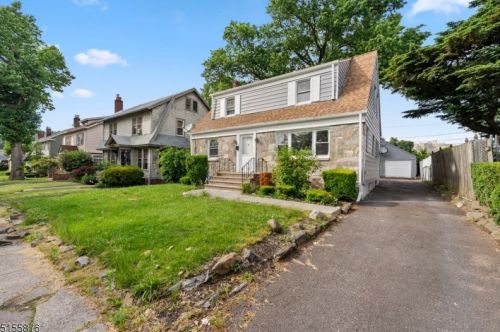 404 Tremont Ave, East Orange NJ  07018-1026 exterior