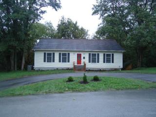 316 Springhill Dr, Paris, KY 40361-1243