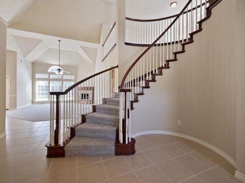 7501 Valley Stream Rd, Denton, TX 76208-7640