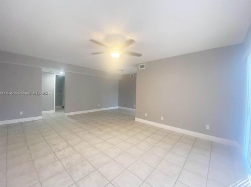 11266 12th St, Hollywood FL  33025-4357 exterior