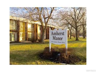 1525 Amherst Manor Dr, Buffalo, NY 14221-2040