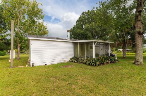 18631 Harvel Ln, Dade City FL  33523-6566 exterior