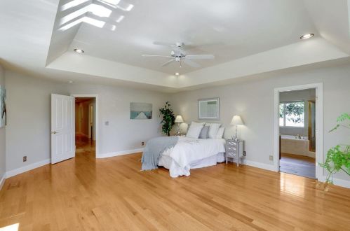 10000 Walter Welsher Ct, Gilroy CA  95020-9704 exterior