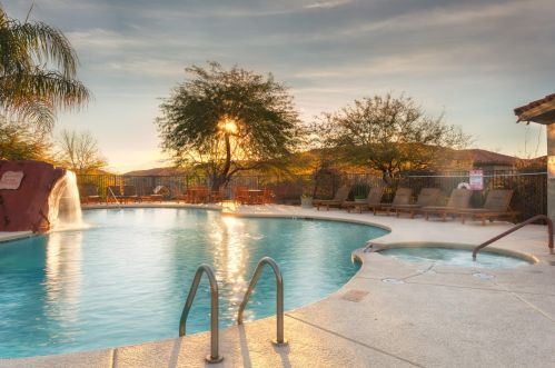 5751 Kolb Rd, Tucson AZ  39204-0871 exterior