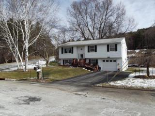 1801 Gary Dr, Vestal, NY 13850-5825