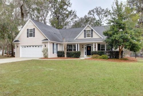 103 Brickyard Hills Dr, Beaufort, SC 29907-1384
