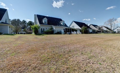 2153 Kings Gate Ln, Mount Pleasant SC  29466-8137 exterior