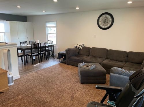 6503 Rhode Island Ave, Hammond, IN 46323-1923