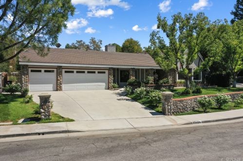 23020 Haden Ct, Santa Clarita, CA 91321-2665