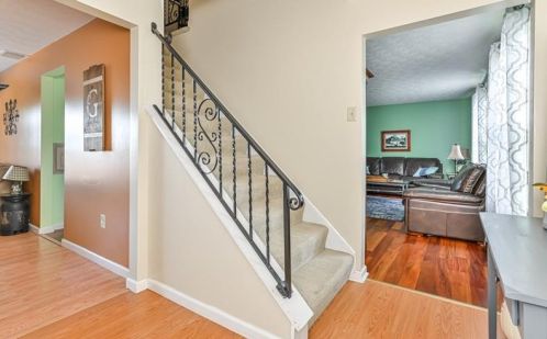 5396 Peach Dr, Gibsonia, PA 15044-9540