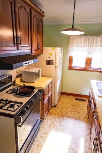 3711 6th Ave, Beaver Falls PA  15010-1918 exterior