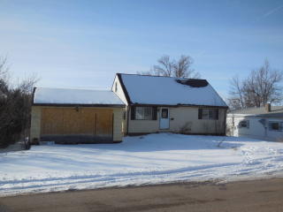 1004 Richards Ave, Gillette, WY 82716-4743