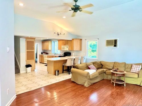 8 Sherman Ave, Bridgeport CT  06611-2335 exterior