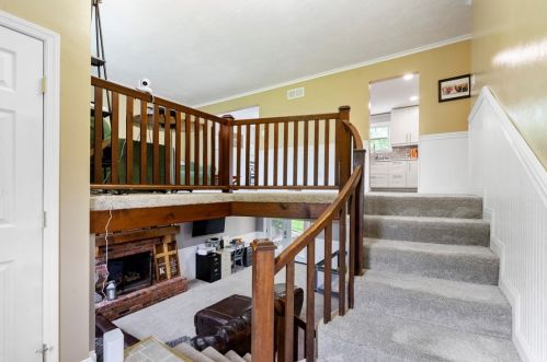 109 Redbud Dr, Beaver Falls PA  15010-1152 exterior