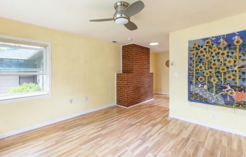 2128 Hvn Dr, Santa Rosa CA 95404-3221 exterior