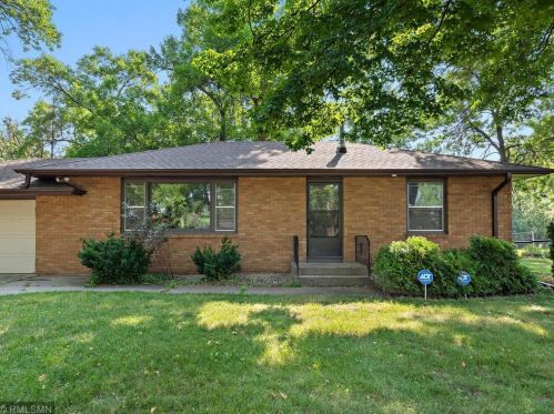 8401 Palm St, Minneapolis, MN 55433-5955