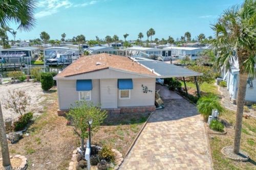 17670 Bryan Ct, Fort Myers Beach FL  33931-7103 exterior