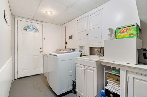 816 7th St, Oakmont PA  15139-1429 exterior