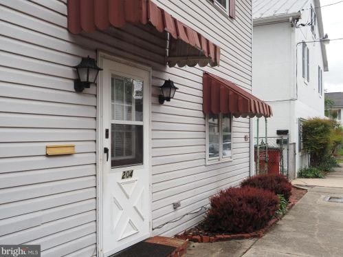 326 Liberty St, Charles Town WV  25414-1828 exterior