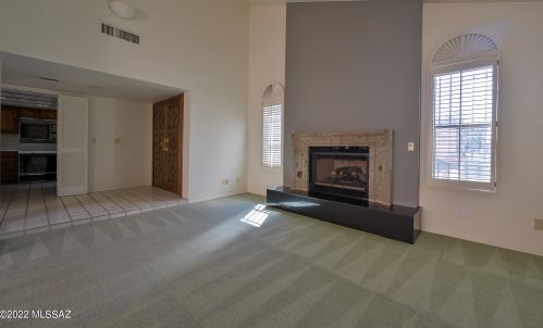 5001 North Regency Cir, Tucson, AZ 85711-3036