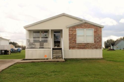 233 Blakefield Dr, Schriever, LA 70395-4345