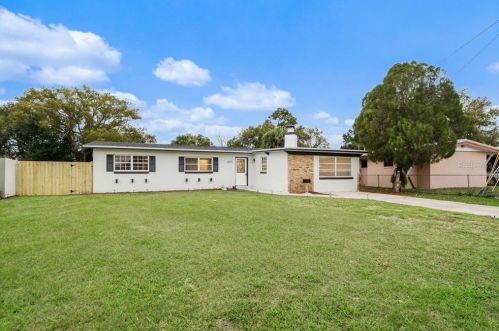 6349 Royal Oak Dr, Orlando, FL 32809-5874