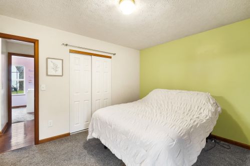 421 Ripple Creek Dr, Covington KY  41018-2684 exterior