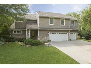 8600 Pine Hill Rd, Minneapolis, MN 55438-1340