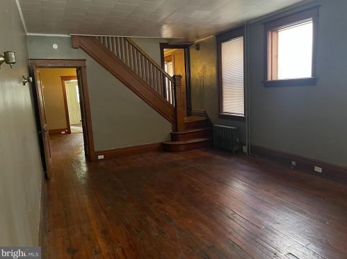 2642 6th St, Harrisburg, PA 17110-2604