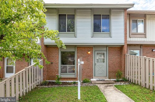 1334 Springtide Pl, Herndon, VA 20170-4209