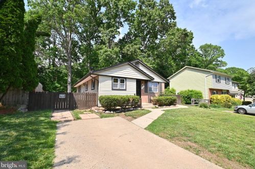 12809 Greenhall Dr, Woodbridge, VA 22192-3209
