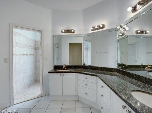 813 Glenn Ave, Lehigh Acres FL 33972-3333 exterior