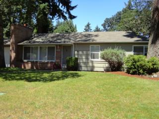 8323 95th St, Lakewood, WA 98498-4501