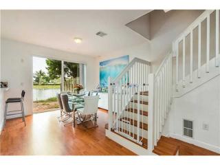 7819 114th Pl, Miami, FL 33178-1391