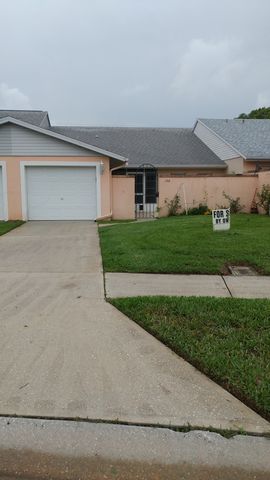 1392 Las Verdes Ct, Titusville, FL 32780-8732