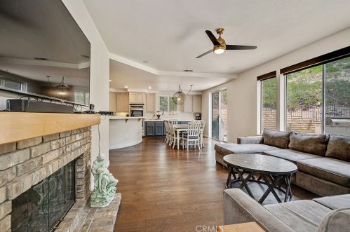 29584 Mammoth Ln, Santa Clarita CA  91387-6216 exterior