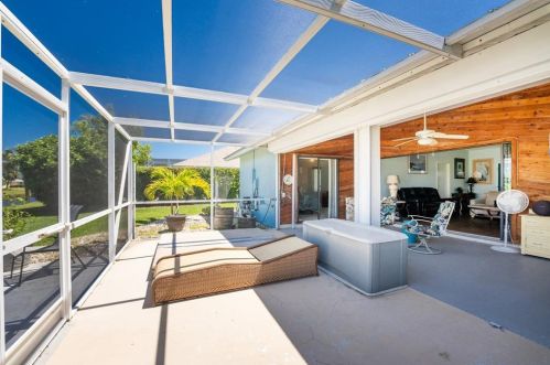 33 Bunker Cir, Placida FL  33947-2109 exterior