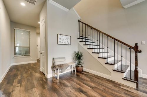 4152 Riverside Dr, Lewisville TX  75028 exterior