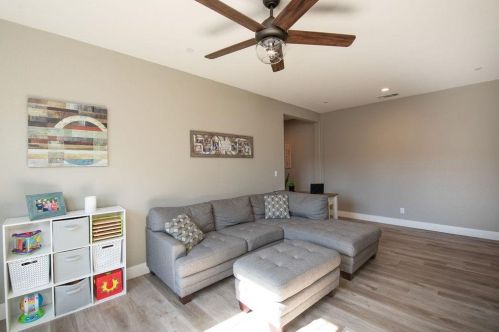 2440 Greenboro St, Turlock CA  95382-1433 exterior