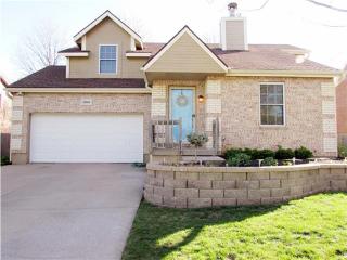 13821 Shannan St, Olathe KS  66062-9786 exterior