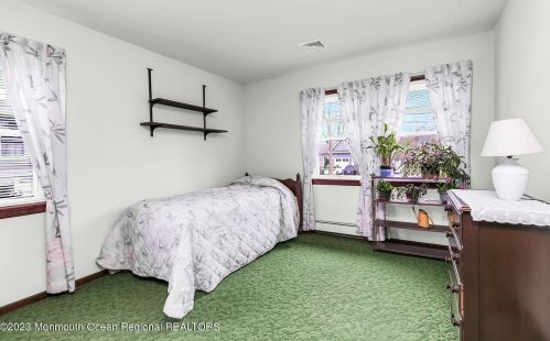 1703 Maxwell Dr, Belmar NJ  07719-3851 exterior